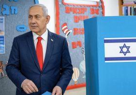Netanyahu Gains Ground as Israeli Election Teeters on Political Deadlock
