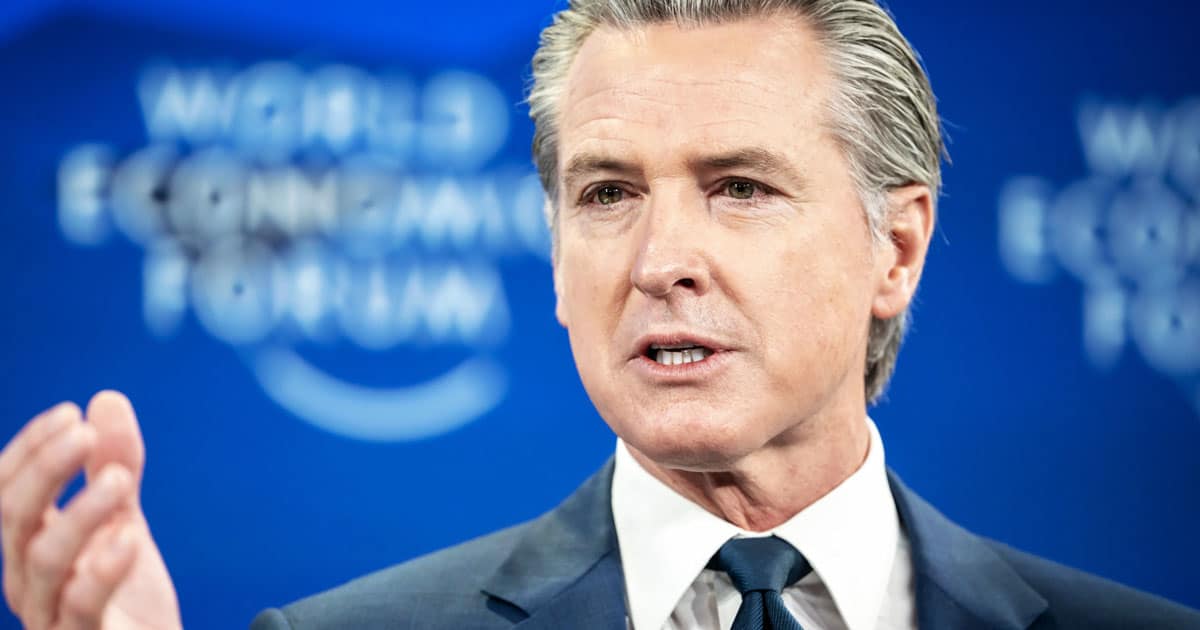 Gavin Newsom Taps Bill Clinton as Political Model for 2028 White House Run: ‘Master of His Craft’ gavin newsom davos democrats digital id