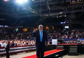 In Kentucky campaign stop, Trump says he “can do stuff that is unbelievable”
