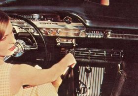 GM had big plans to move past Apple CarPlay. Drivers had other ideas.