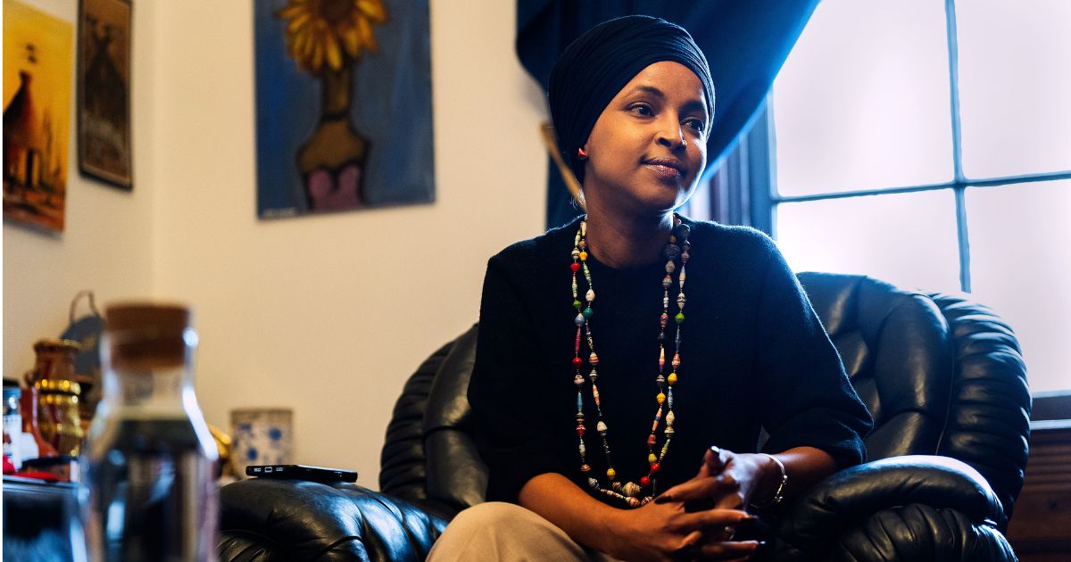 Ilhan Omar Tries to Cash in After Federal Raid, Begs Supporters to 'Chip In' ice 5