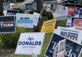 Early Midterm Voting Gets Underway in Florida