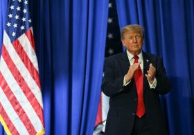 Trump Pushes Republican Turnout in Iowa as Midterm Elections Near