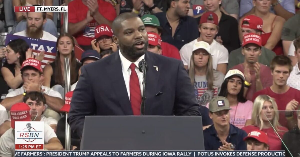 President Trump Holds Campaign Rally for Byron Donalds and Ashley Moody in Fort Myers, Florda img 9026 1 1200x630 1