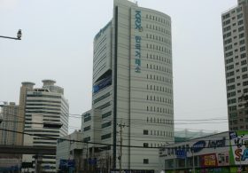 Seoul’s Market Bleeds — KOSPI Crashes Over 5 Percent As Chip Giants Get Gutted