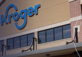 Kroger Layoffs: 3,000 Corporate Jobs to Be Cut as CEO Pushes AI and Promises Cheaper Groceries