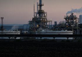 In Trump’s Russian Oil Deal, Middle East Funds Are the Biggest Owners