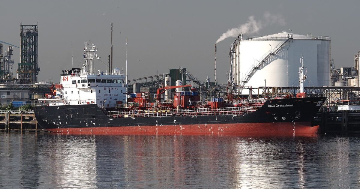 South Korea Investigates Fuel Shipments to Russia Over Suspected Destination Loopholes oil tanker port