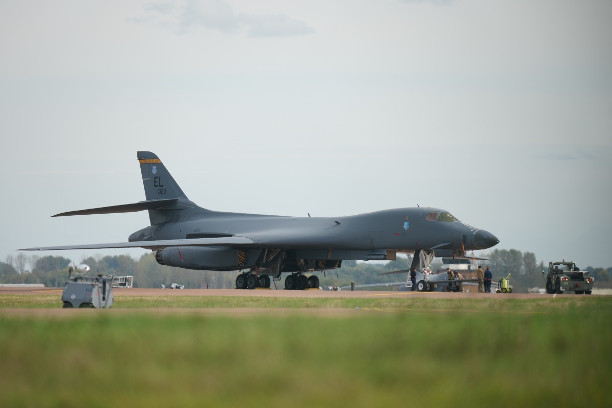 U.S. Pulls Bombers Out of England for Fear of Iranian Terror Raid ord base in England 100526 AP