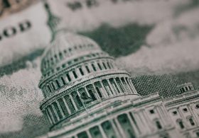 Larry Elder: The anti-Trump media and ‘economic pessimism’