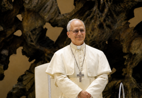 Pope Leo to Undergo Lung Surgery After Early Detection of Growth, Vatican Says