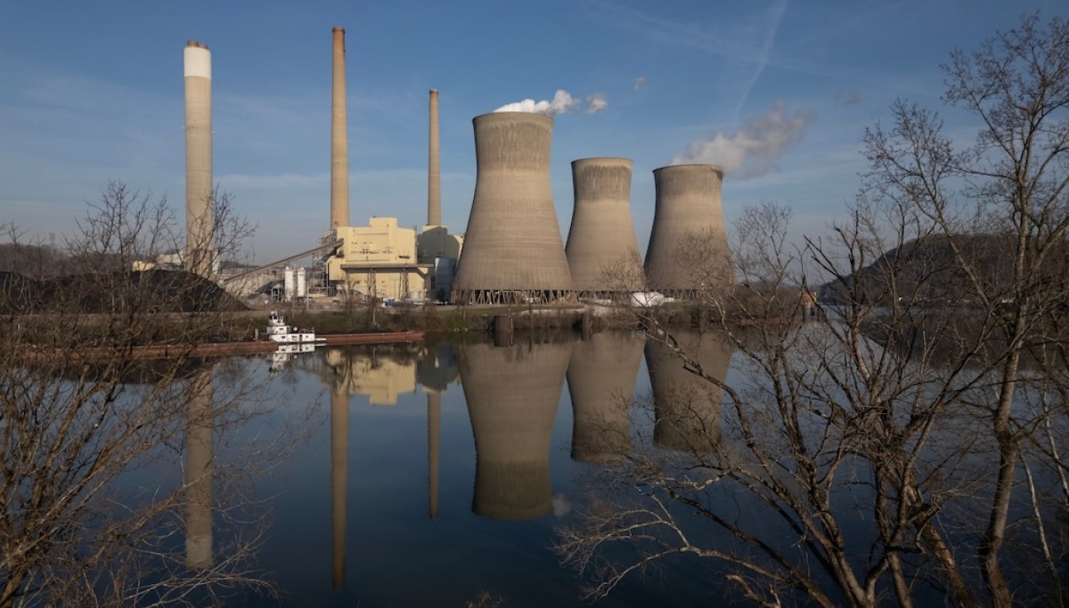 Blue states sue EPA over repeal of emissions rules for fossil-fuel power plants power plant rule repeal