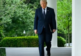 US Court Halts Trump’s Taxpayer-Funded Ads Before Midterms