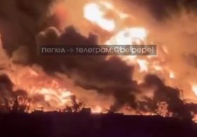 SKIES SET ABLAZE After Ukraine Bombs Massive Oil Depot in Valuyki, Russia – Two Days After Zelensky Agreed to Trump’s Energy Ceasefire