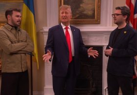 James Austin Johnson’s Trump Stops by ‘SNL U.K.’ for Meeting With Burnham and Zelenskyy: ‘You Don’t Have One Guy Who Can Play Trump?’