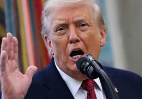 Trump Warns His Own Officials: Dishonesty Will Bring Prosecution, Allies Included