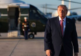 Does video show Trump neglecting to salute US Marines after departing Marine One?