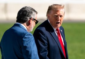 Trump reups calls to put Cruz on Supreme Court in vacancy scenario
