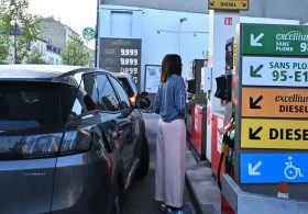 Europe Scrambles to Contain Fuel Crisis as JPMorgan Says It Cannot Model War’s Endgame