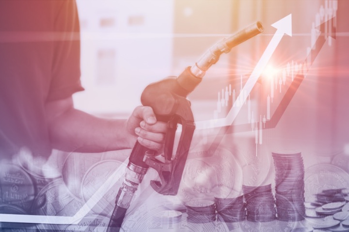 Diesel Prices Are Bankrupting Truckers and Squeezing Farmers uel pump rising prices resized 100526 Getty 1389845423