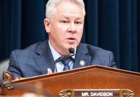 House Republican Warns CBDC Would Lead America to ‘Dystopian’ Future: ‘Communist Money’