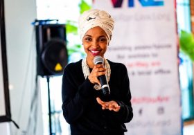 Kevin McCarthy Warns Ilhan Omar Could Lose Citizenship if Probe Confirms Allegations