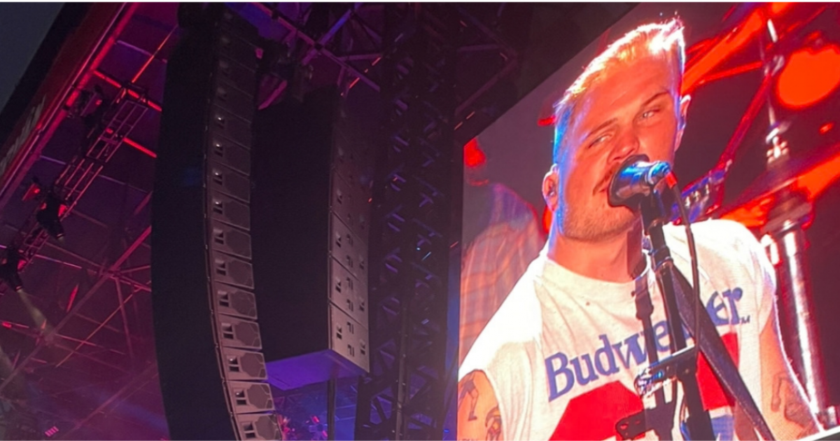 Zach Bryan Makes 'Free Palestine' Statement at Robert Kraft's Gillette Stadium zach bryan