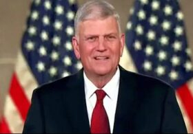 ‘Come and enjoy lunch’: Ministry announces plan to feed DHS workers left without pay