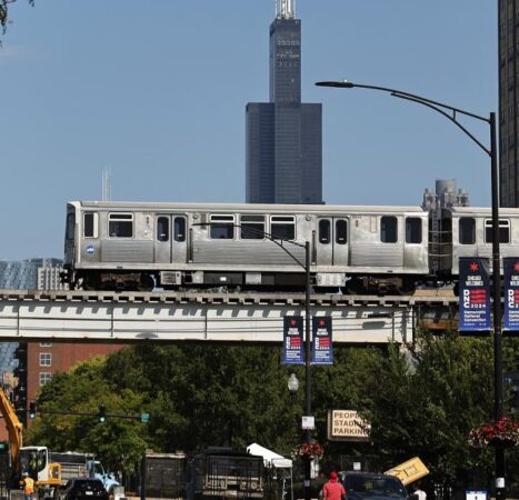 Chicago municipal workers owe city roughly $19M in fines, debts – half not enrolled in payment plan