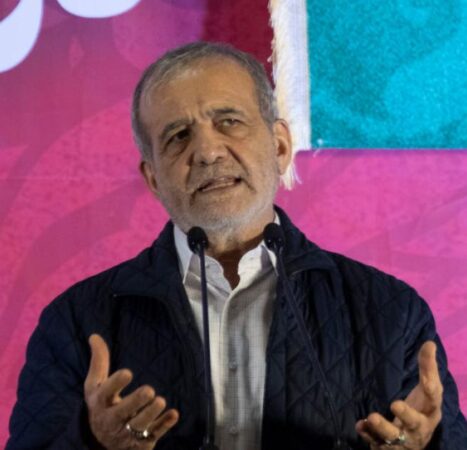 ‘Ironclad unity’: Iranian president denies internal divide