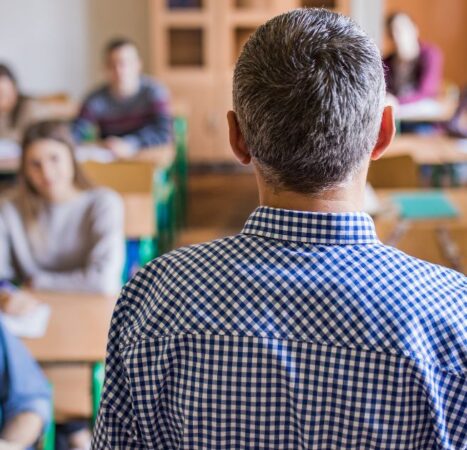 Teacher’s ‘Disgusting’ Comment About White House Correspondents’ Dinner Shooting Gets Him Placed on Leave