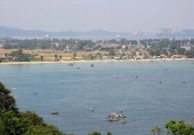 India and Sri Lanka discuss proposed oil pipeline