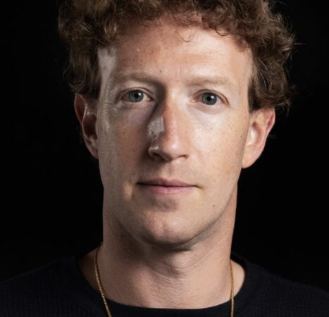 Meta Builds AI ‘Zuckerberg Clone’ as Tech Giant Pushes Deeper Into Digital Control
