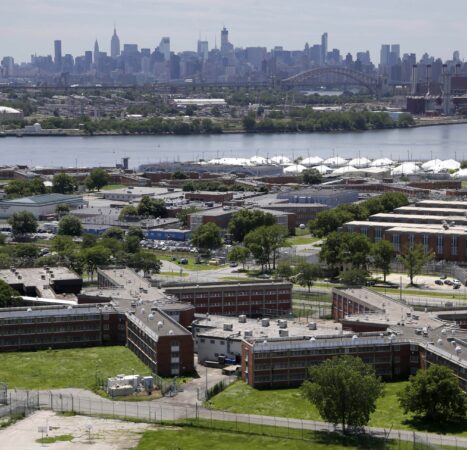 NYC Council wants to make it easier for Rikers inmates to vote — but jail officials say it’ll create massive problems