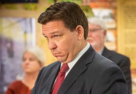 Ron DeSantis Trolls Hakeem Jeffries Hard After His Redistricting Comments