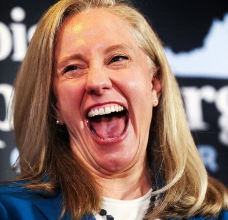 Thousands of Virginia Jobs at Risk After Democrat Governor Signed Minimum Wage Hike, Economist Warns