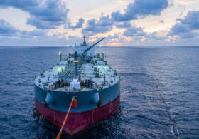 EU mulls changing Russian oil price cap – Bloomberg