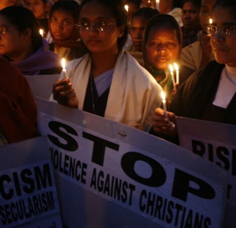 Mob Attacks Indian Pastor and His Family as Villagers Try to Drive Him Away from Home