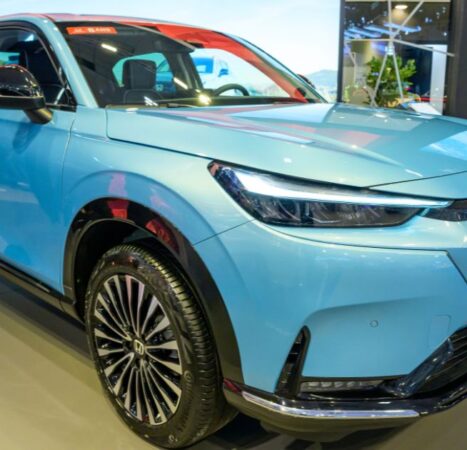Electric Vehicles Lead Major Car Maker to Report First Loss in Decades