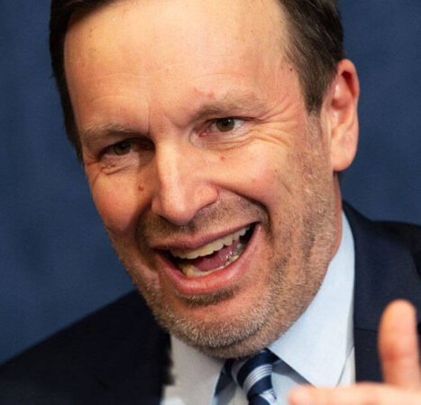 Democrat Sen Chris Murphy: ‘A Minimum Wage Increase to $17 Is Not Enough’