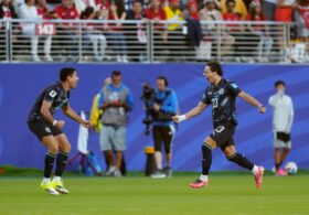 U.S. Secures Group D Title as Paraguay Holds Off Turkey With 10 Men