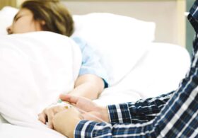 Young Woman Dies After Doctors Let AI Decide Whether She Deserves Treatment