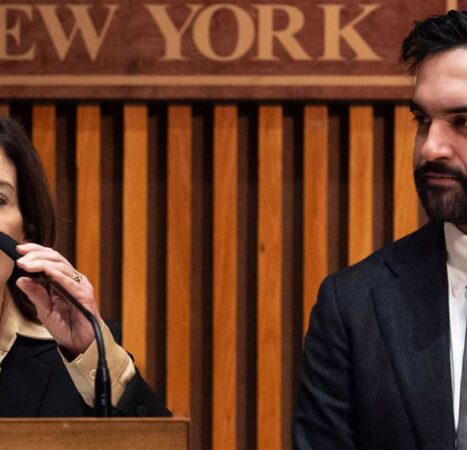 New York Is Getting Poorer as Wealthy Americans Flee High-Tax States, IRS Data Shows