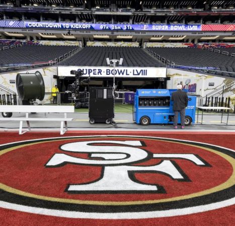 San Francisco 49ers coach Kyle Shanahan recovering after serious car crash