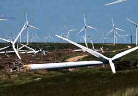 South Dakota Wind Farm Devastated by Strong Winds, Dozens of Turbines Destroyed