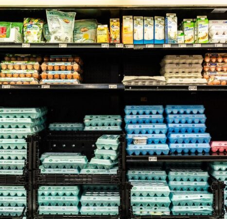 Trump Announces Walmart Agreed to Admin’s Request to Drop Food Prices – Beef, Fruit, and Drinks Cut by Up to 50 Percent