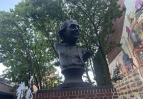 The Winner of a Philadelphia Benjamin Franklin Lookalike Contest Is the Most American Thing You’ll See