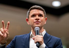 Poll: Texas Leftist James Talarico Gains Two-Point Edge over Republican Ken Paxton in U.S. Senate Race