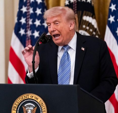 Media shifts to more aggressively fight Trump in courts