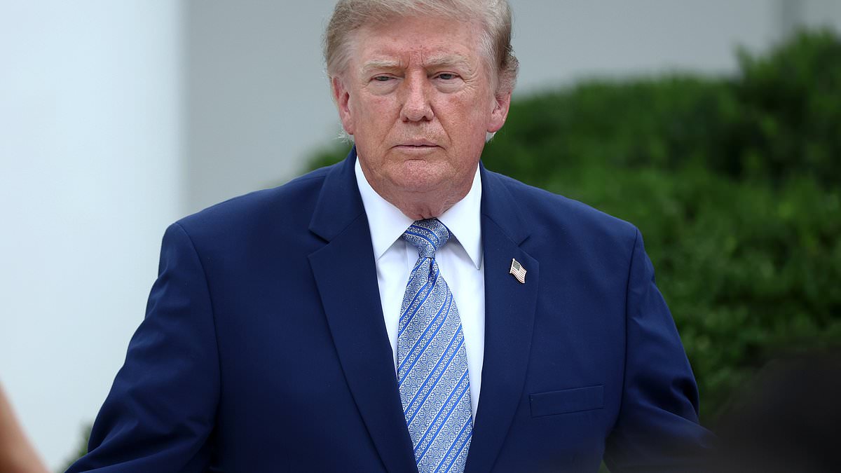 Trump's desperate move to stop looming midterm bloodbath as economic downturn tears through American households 110764235 0 image a 6 1787316456612